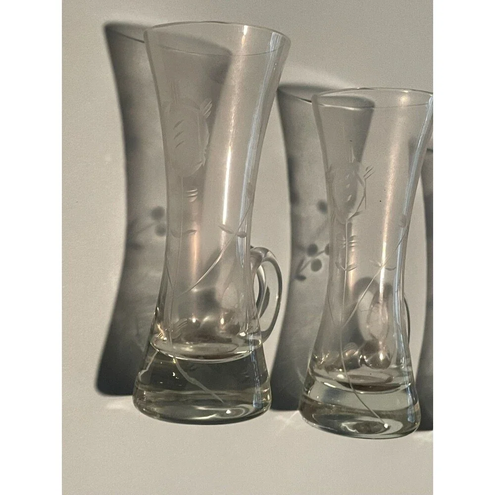 Set of 4 Vtg Mundgeblasen Kristallglas Etched Cordial Shot Glasses w/ Handles 4.